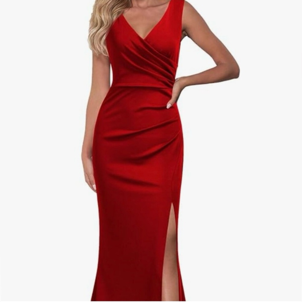 WOOSEA Red Sleeveless Evening Gown Size Medium
